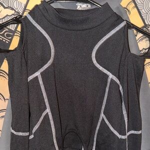 Black long sleeve cold shoulder crop with buckle